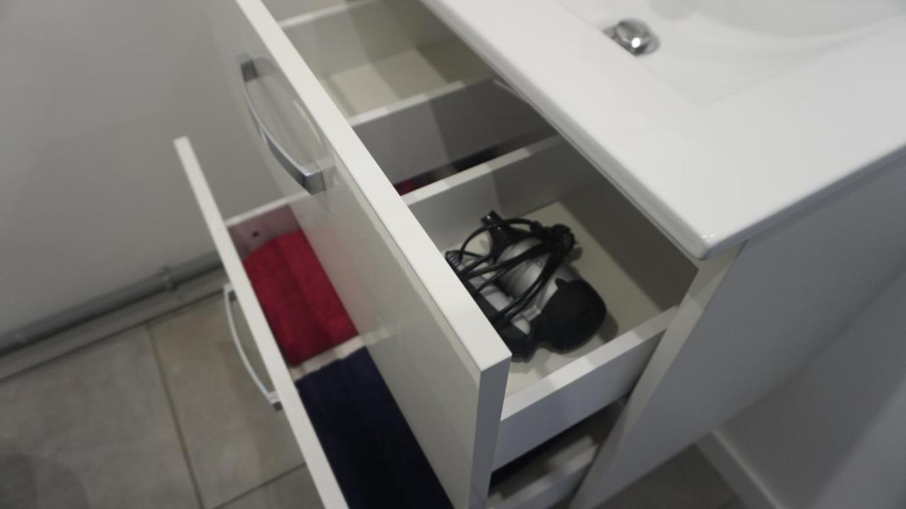 Grand T2 Jardin Wifi Parking Proche Gare Appartement Saint-Quentin  Buitenkant foto